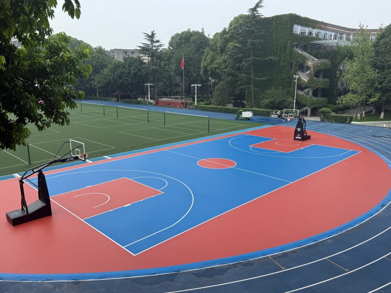 硅PU运动场地，更适合学校运动